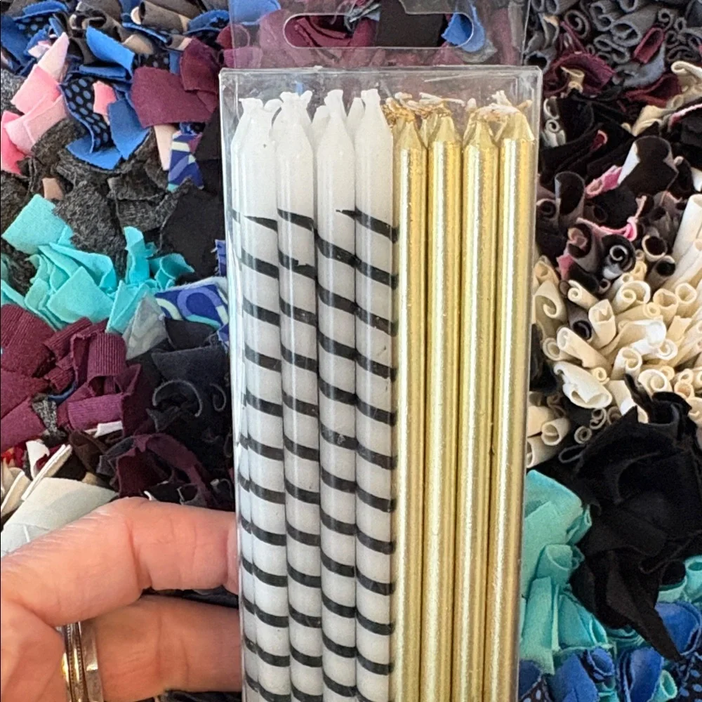 🆕Papyrus Black/White/Gold Candles